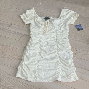 New with tags Cream Puff Sleeve Stretchy Mini Dress